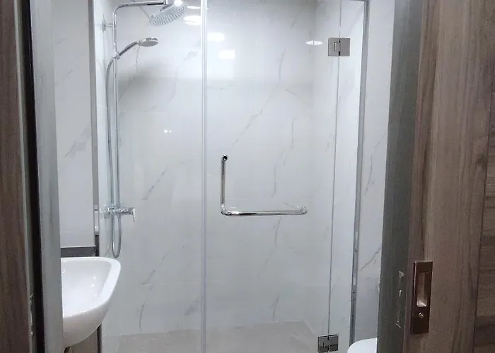 Agile Glorious Suites Kl